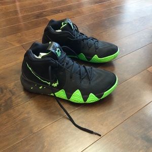 Kyrie 4 Halloween